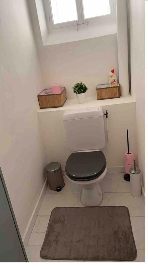 Idbaih Appartement Miribel  Buitenkant foto